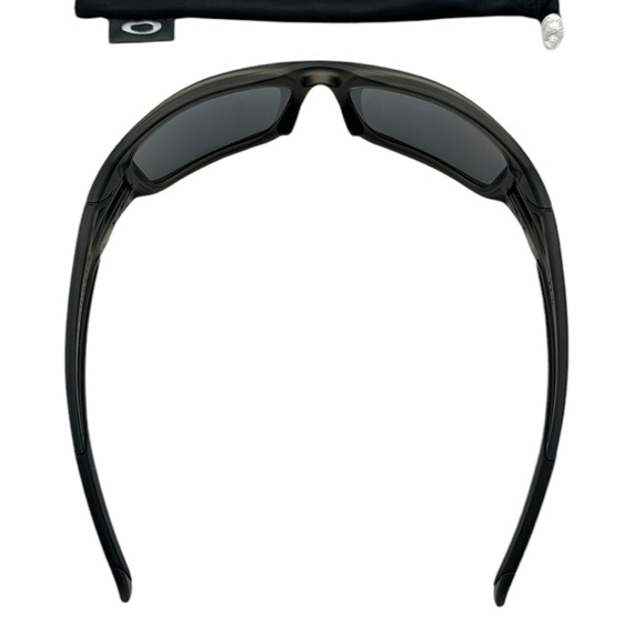 Oakley Valve 60mm Polarized Wrap Sunglasses - Picture 6 of 15